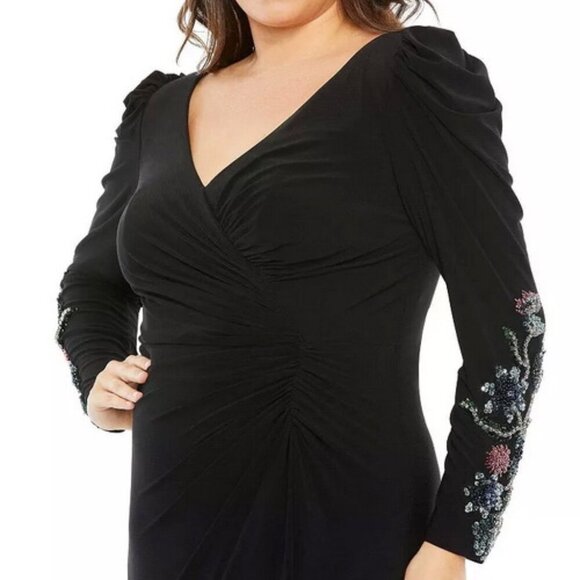 Mac Duggal Black Beaded Sequin Long Sleeve Column Gown - Picture 5 of 5